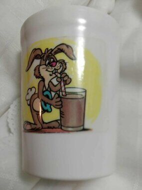 Very rare canadian unbreakable vintage Nesquick old plastic glass
